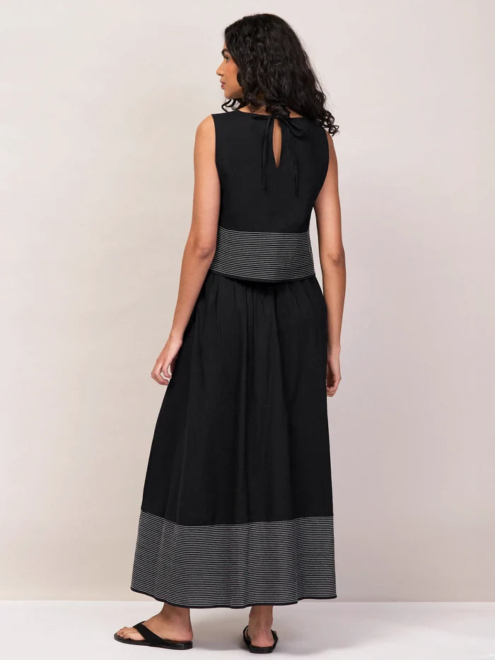 Black Cotton Contrast-Stitch Maxi Skirt