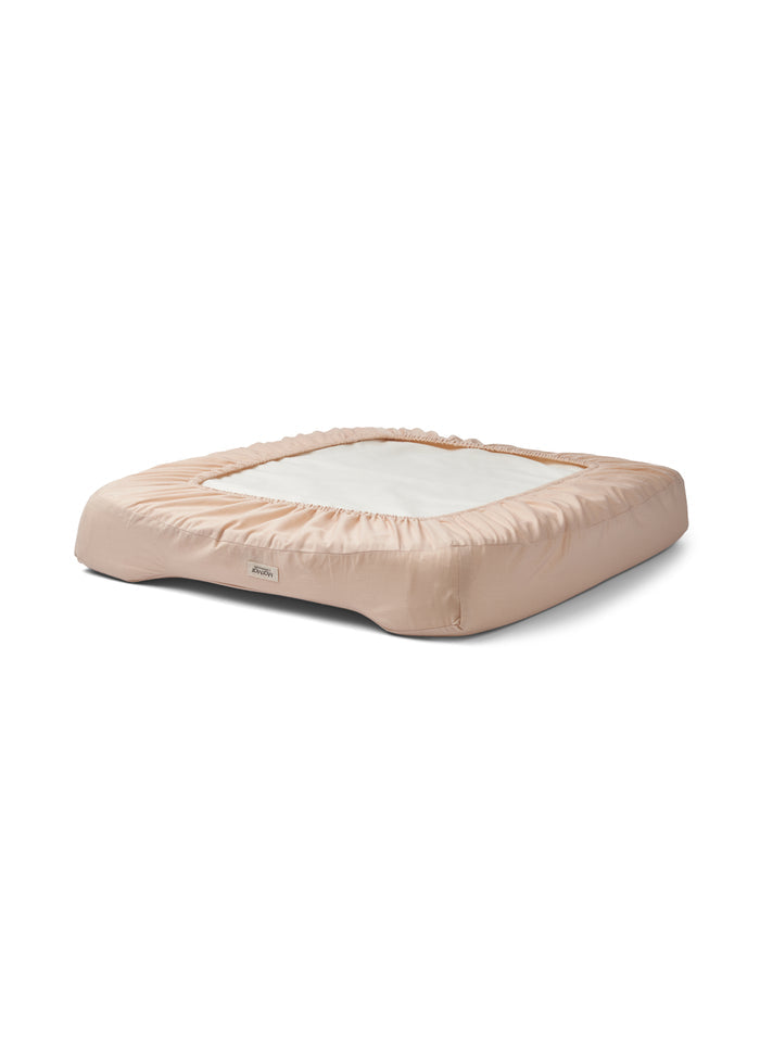 Beige pudebetræk med elastisk kant og let topfold