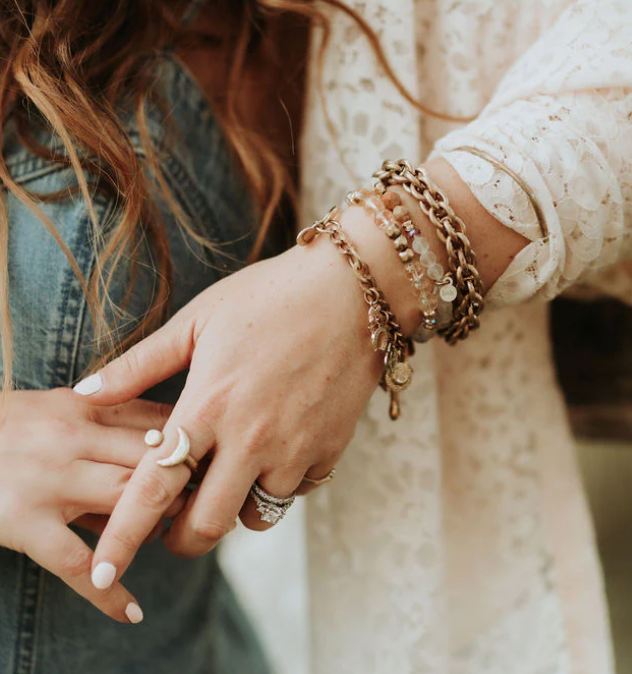Stable Bracelet - Hen and Bear
