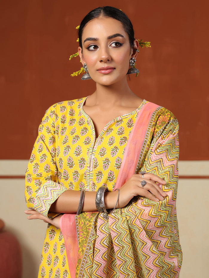 Women's Cotton Short Kurta With Salwar & Dupatta