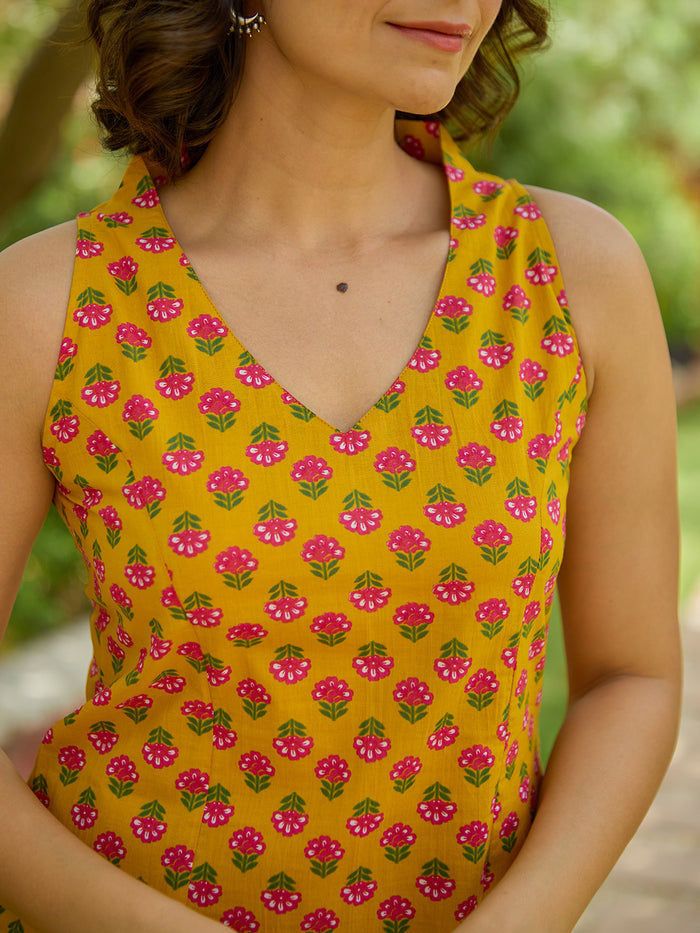 Women's Cotton Sleeveless Kurta Set