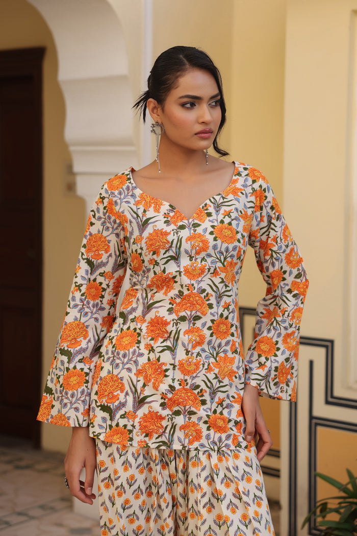 Women's Printed Cotton Kurta With Salwar