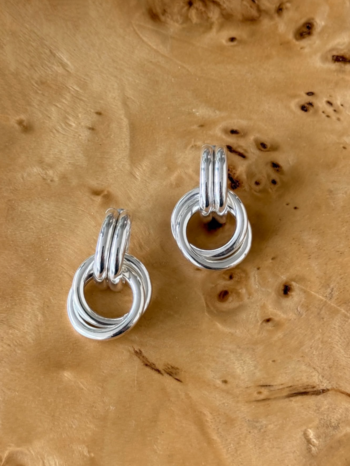 Agni Knot Hoop Earrings - Silver