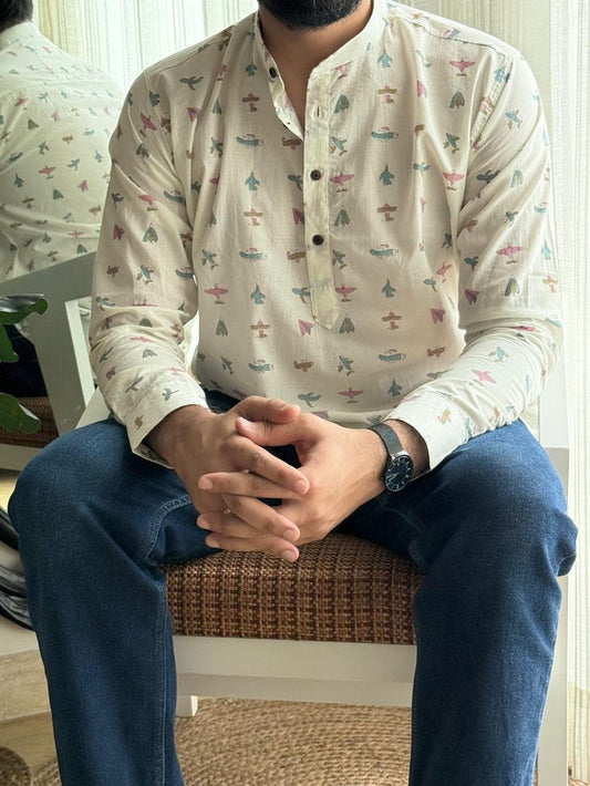 Cotton Men?? Short Kurta- White Planes