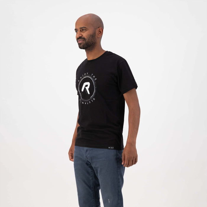 Rogelli Casual Enjoy Life Graphic t-shirt korte mouwen heren zwart gedragen voorkant.