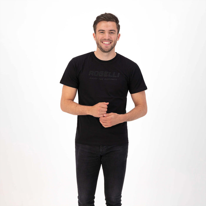 Rogelli Casual Enjoy Life t-shirt korte mouwen heren zwart gedragen voorkant.