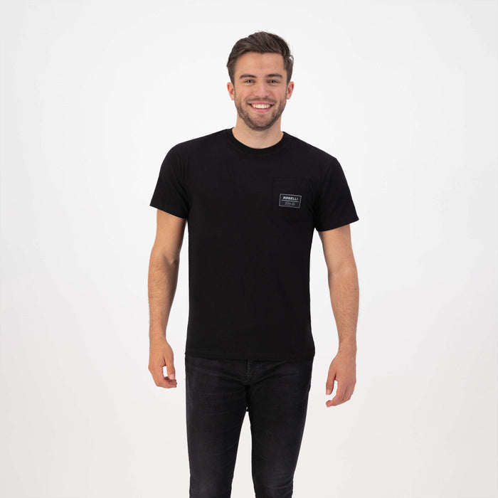 Rogelli Casual t-shirt korte mouwen heren zwart gedragen voorkant.