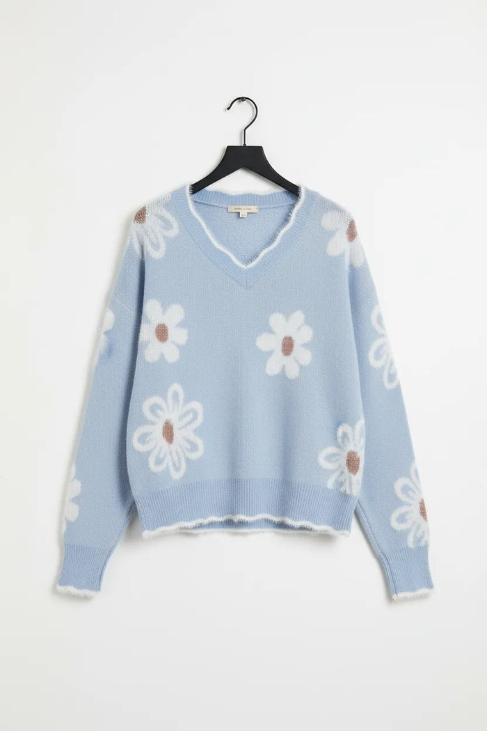 Fuzzy Floral Scalloped V-Neck Plus Size Sweater - Size/Plus Sweaters & Cardigans