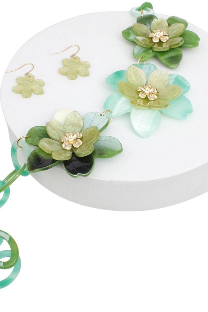 Style the Green Links 3D Flower Necklace exclusively at Born To Glam
