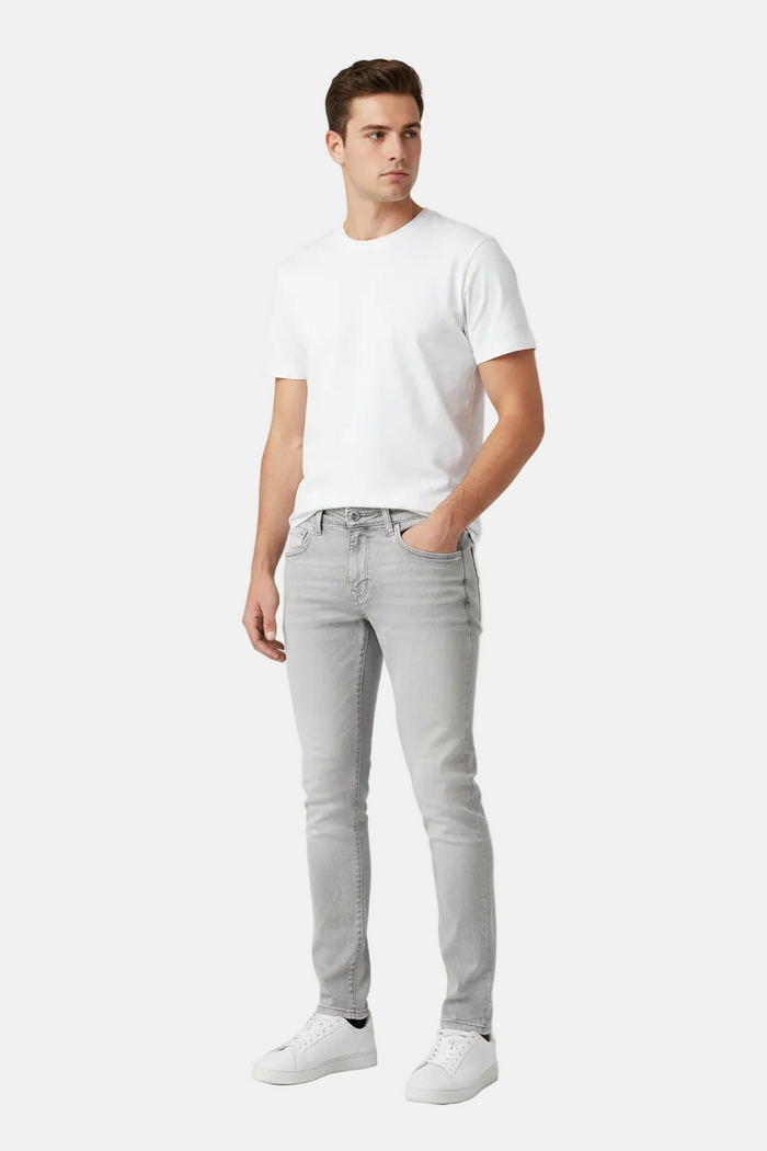 Halvik Light Grey Jeans - Front Three Quarter
