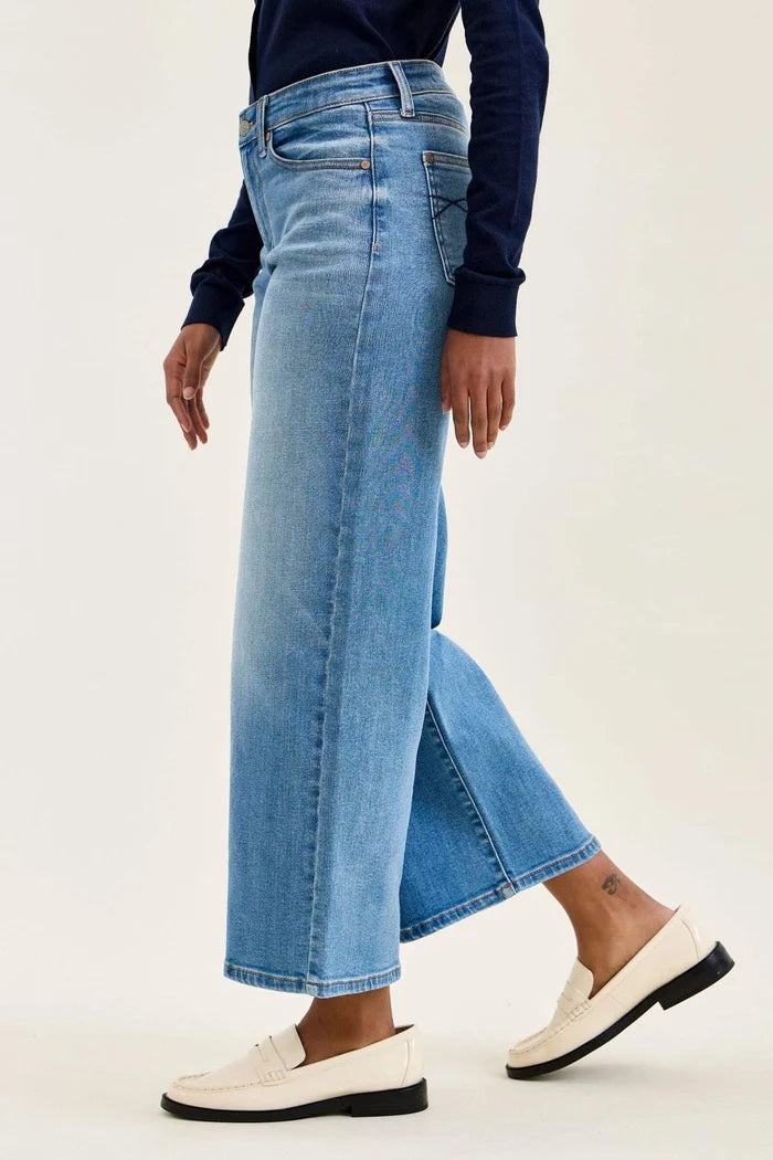 Judy Blue Mid Rise Claudia Wide Leg Ankle Jeans