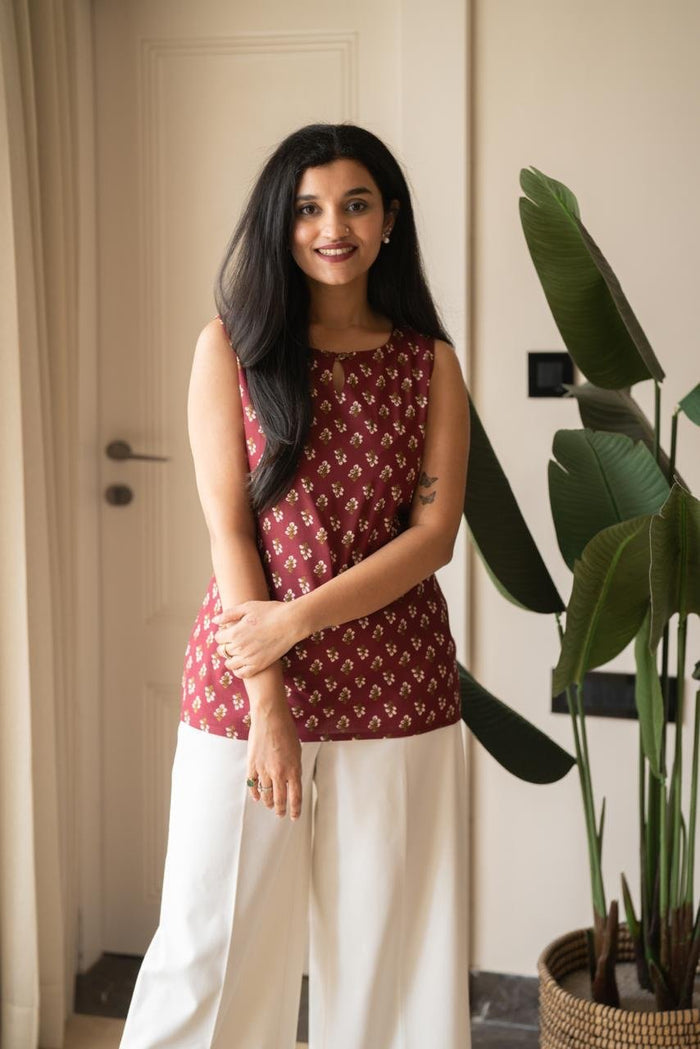 Lily Sleevless Cotton Top- Maroon Booti