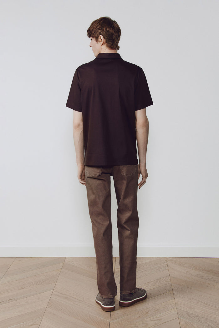 DARK BROWN