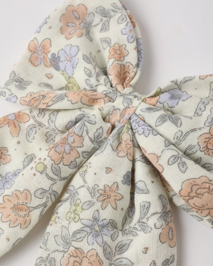 Oversized Bow || Bloom