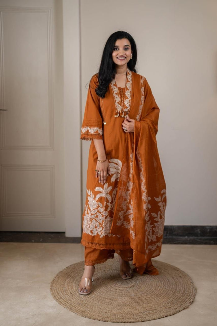 Paro Embroidered Luxe Cotton Set- Rust