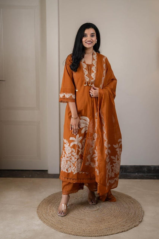 Paro Embroidered Luxe Cotton Set- Rust