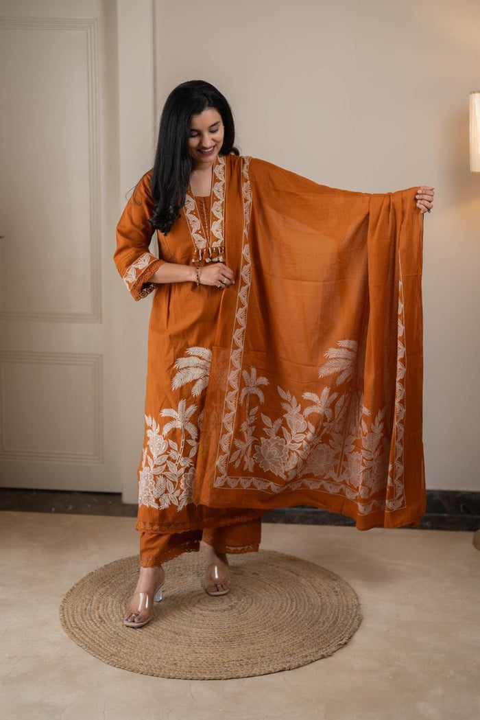 Paro Embroidered Luxe Cotton Set- Rust