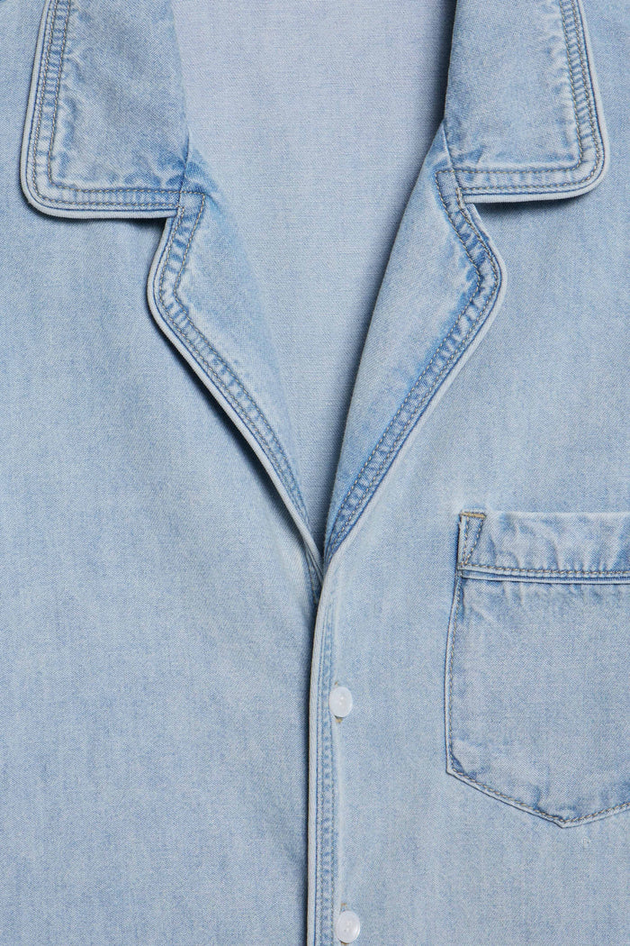 ANTIQUE BLUE