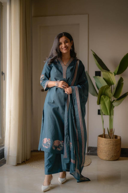 Shiy Embroidered Cotton Set- Teal Blue
