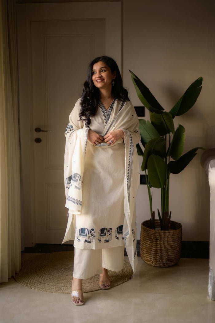 Shiya Embroidered Cotton Set- Off White Blue