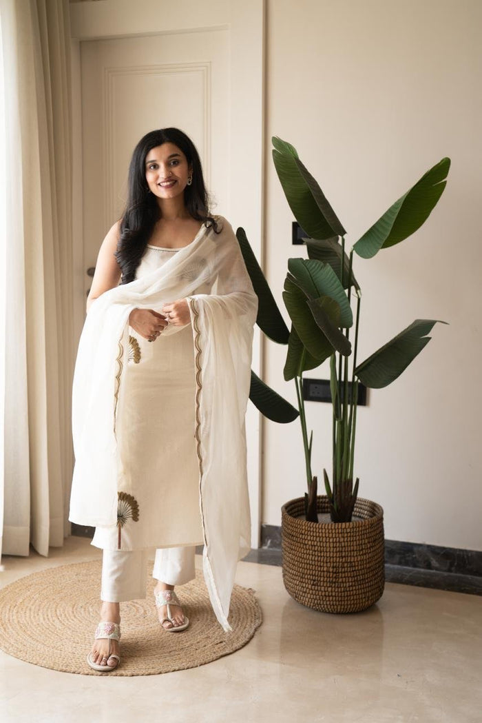Simara Off White Slub Cotton Set