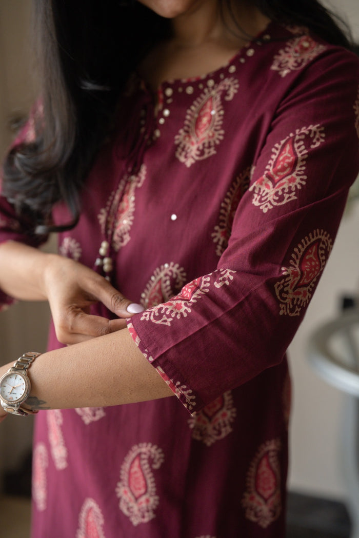 Suhani Batik Cotton Set- Wine