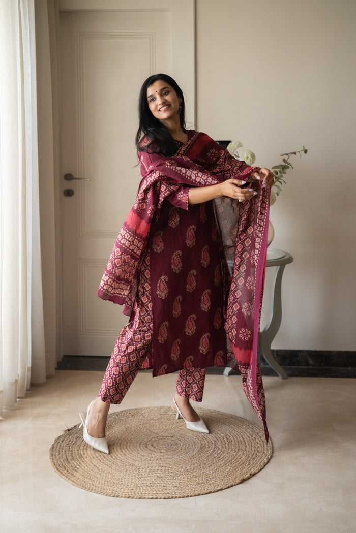 Suhani Batik Cotton Set- Wine