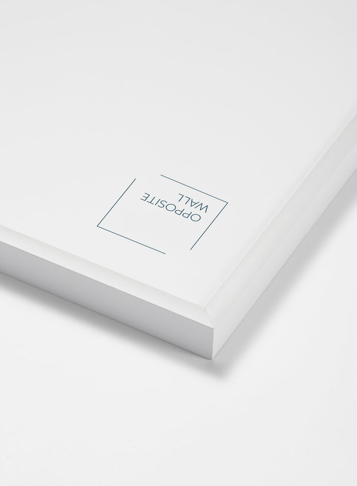 Scandinavian white aluminum metal frame duo by Opposite Wall - Corner of the frame - Size 8x10 inches