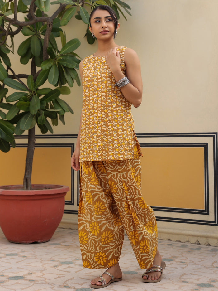 Women's Printed Farshi Kurta Set